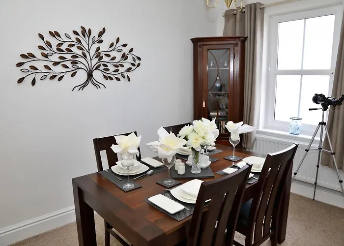 Finest Retreats - Glendale